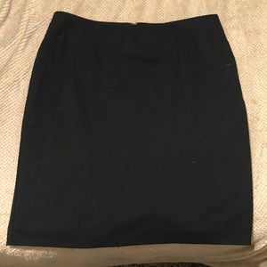 Ellen Tracy Black Pencil Skirt